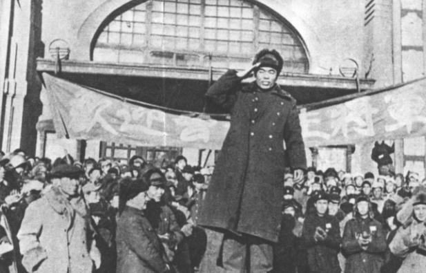 1951年，曾泽生率第50军从朝鲜回国，受毛主席多次夸赞，谁知，他回家后，竟对妻