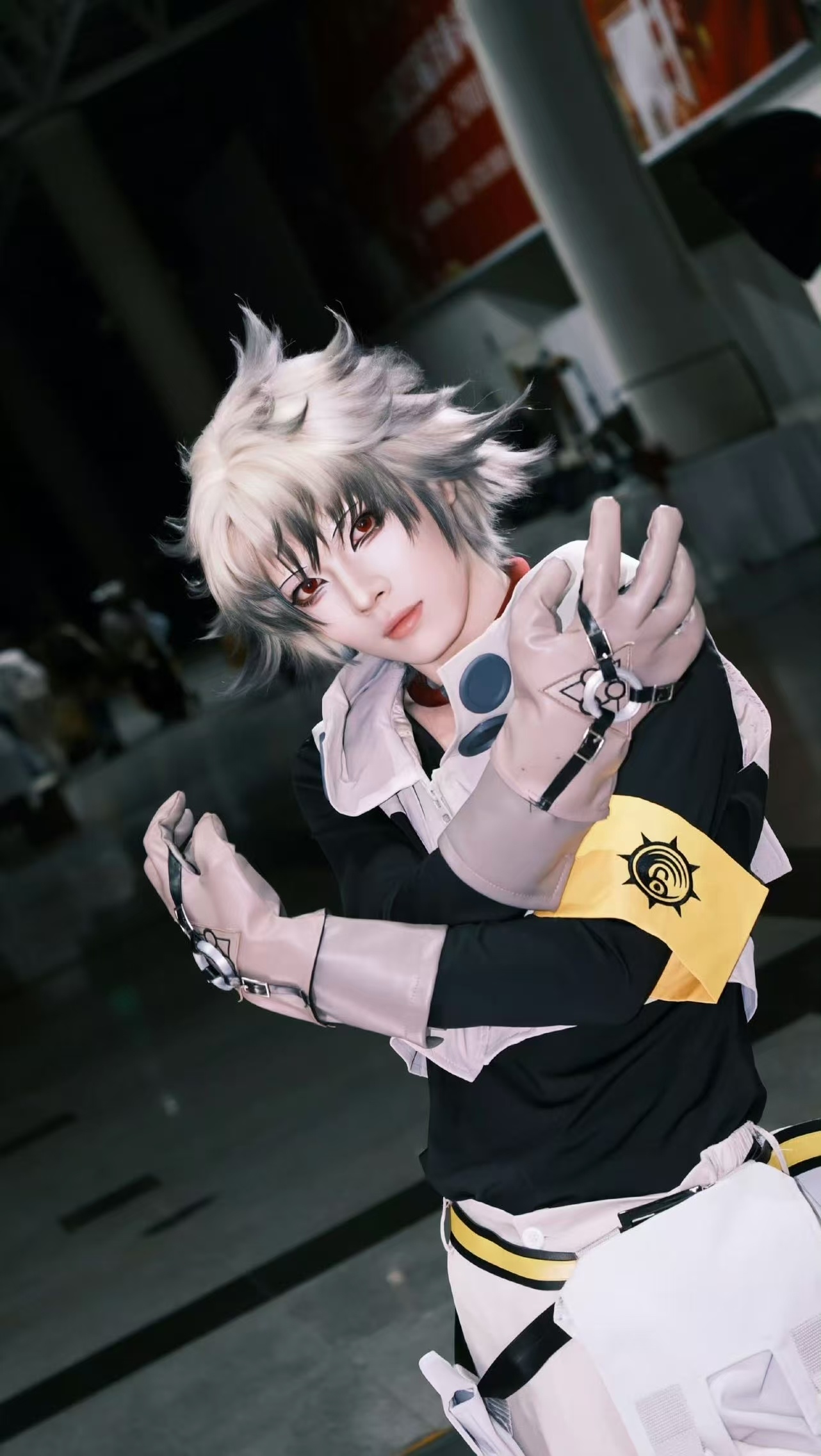 猫猫cos路德场照 还原度天花板！LGD猫猫的路德cos神形兼备，看得人移不开眼