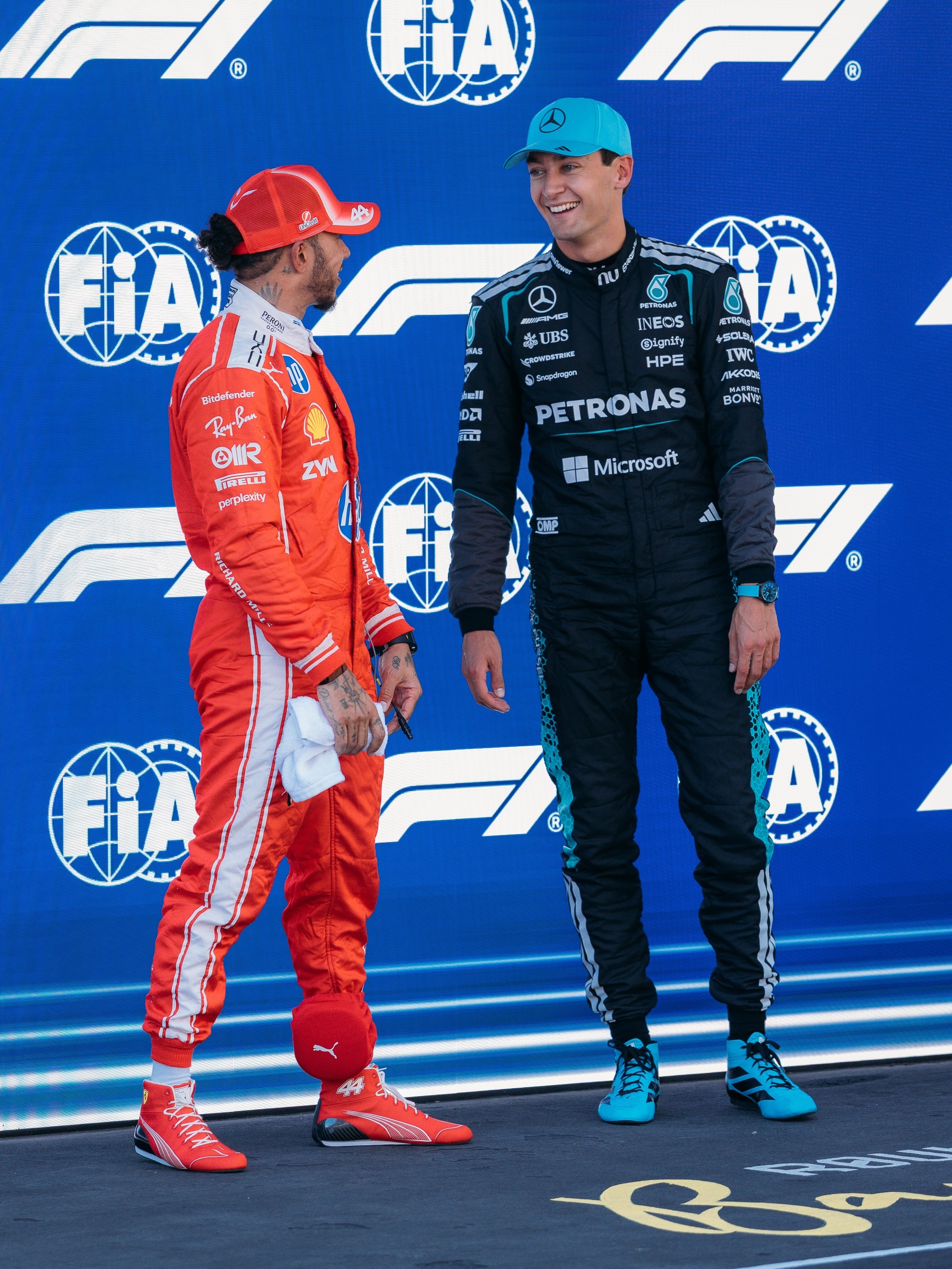 F1官方更新排位赛后图集乔治拉塞尔 🇪🇸 2026F1巴塞罗那大奖赛 🩵 
