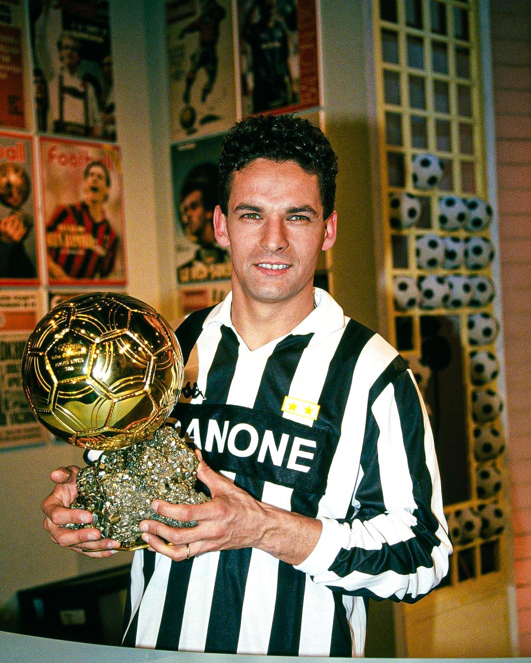 最近好多人在捣鼓金球荣耀的卡，我最喜欢的封面系列尤其是上古的都没开出来……我看海