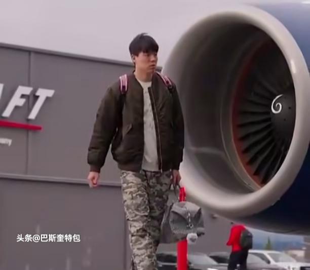 据NBA官网数据，中国新星杨瀚森本赛季每36分钟掩护助攻7.1次，位列联盟第三，