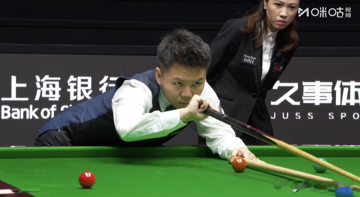 2：2，周跃龙沉稳应对，上半场战平墨菲！
      北京时间今天下午，2026