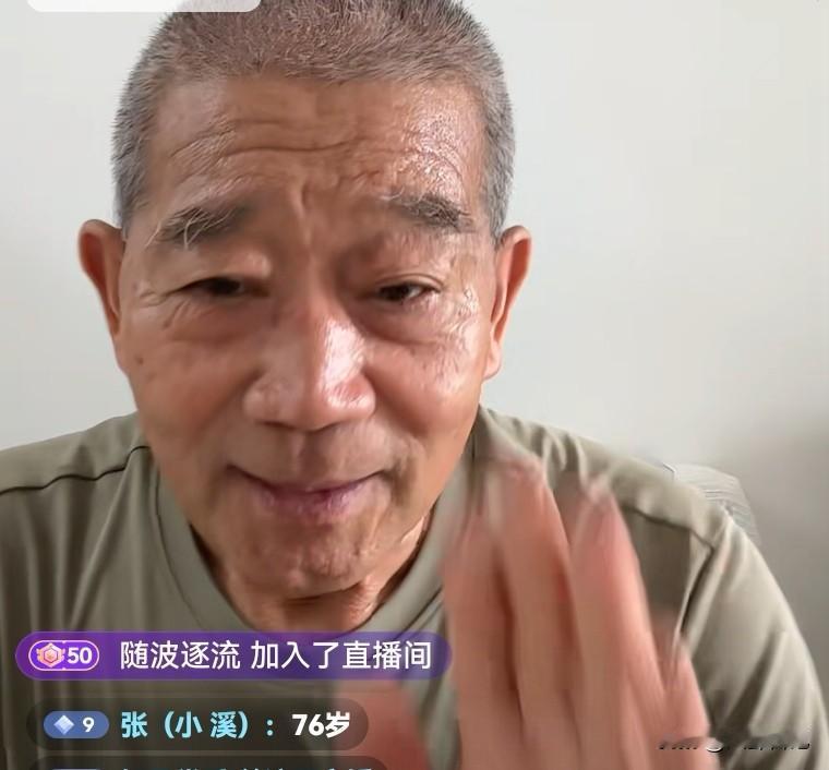 太拼了！黄天赐爸爸真要干这事，天赐太有福了。

他说一年级的第一学期先给天赐在广