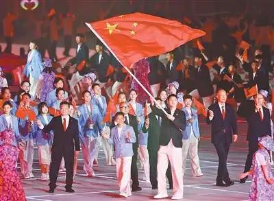 名古屋亚运会尚未落幕，日本 “匠人精神” 的滤镜就接连破碎。韩国男篮被安置在集装