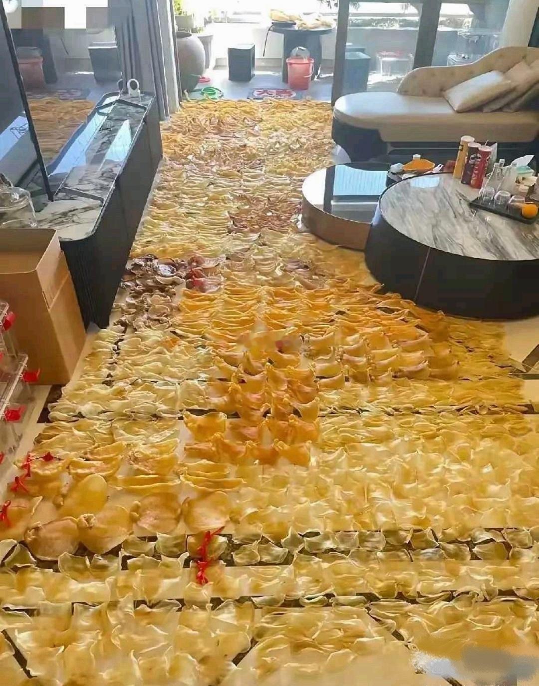 真开眼了，有地暖的家庭都是这样吗？ ​​​