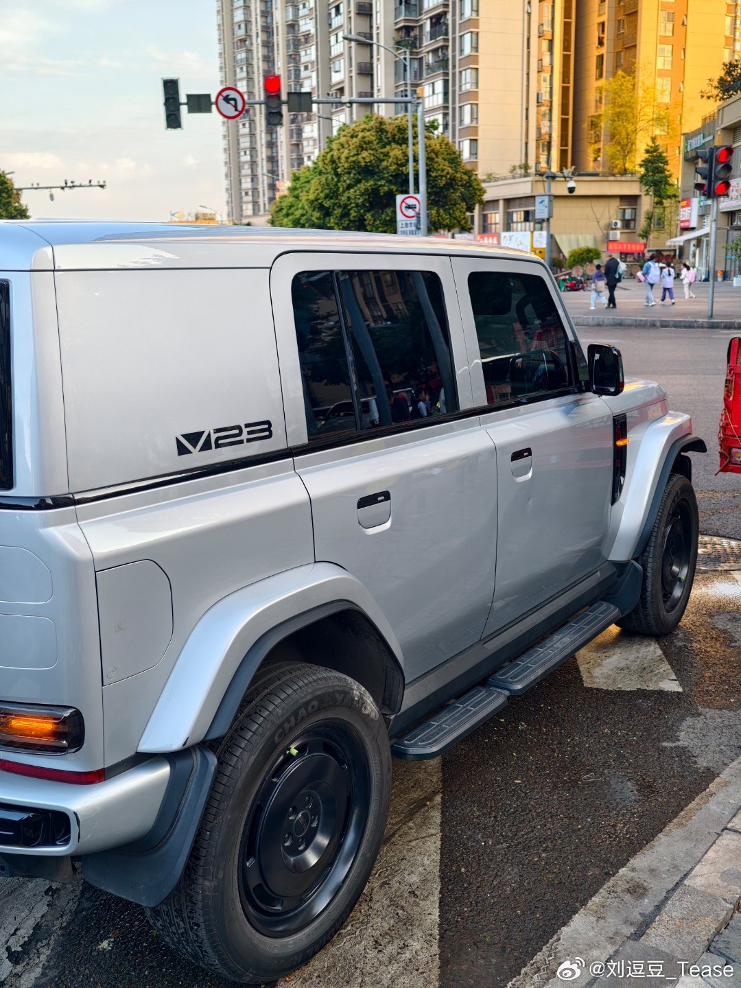 早，一出门就碰见个熟人我与汽车的日常icar v23