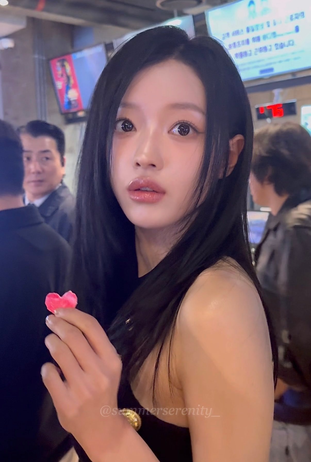 【twi】推热转🔥YooA实物太漂亮了… 