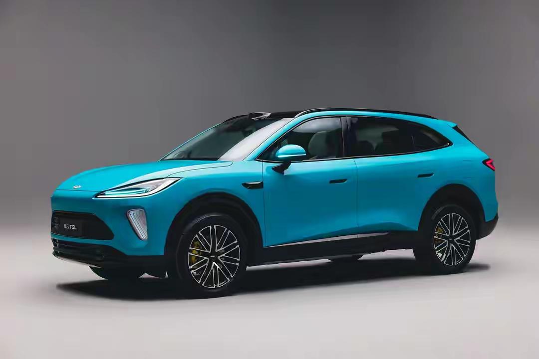 奇瑞风云T9L正式发布
在这个瞬息万变的汽车市场，谁还能静静坐着看风云变幻？奇瑞