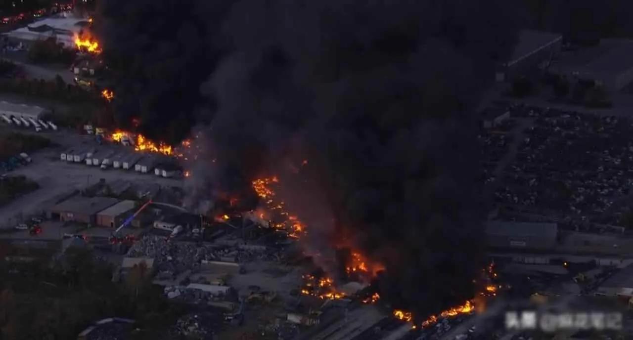 36天停摆压垮航空业！美四大航司集体倒向共和党

美国政府停摆已经持续三十六天，