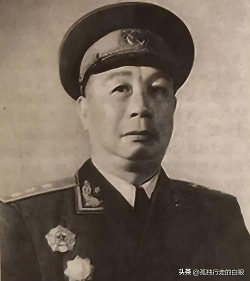 开国上将陈士榘一生跟随毛主席征战四方，留下一段诙谐的往事，毛主席特批三克黄金给他