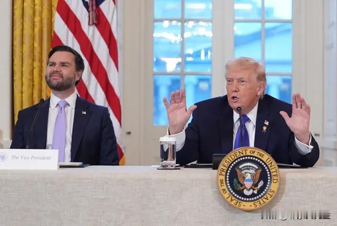 会谈无效 特朗普坚称美国需要格陵兰岛

美国总统特朗普星期三重申，美国需要得到格