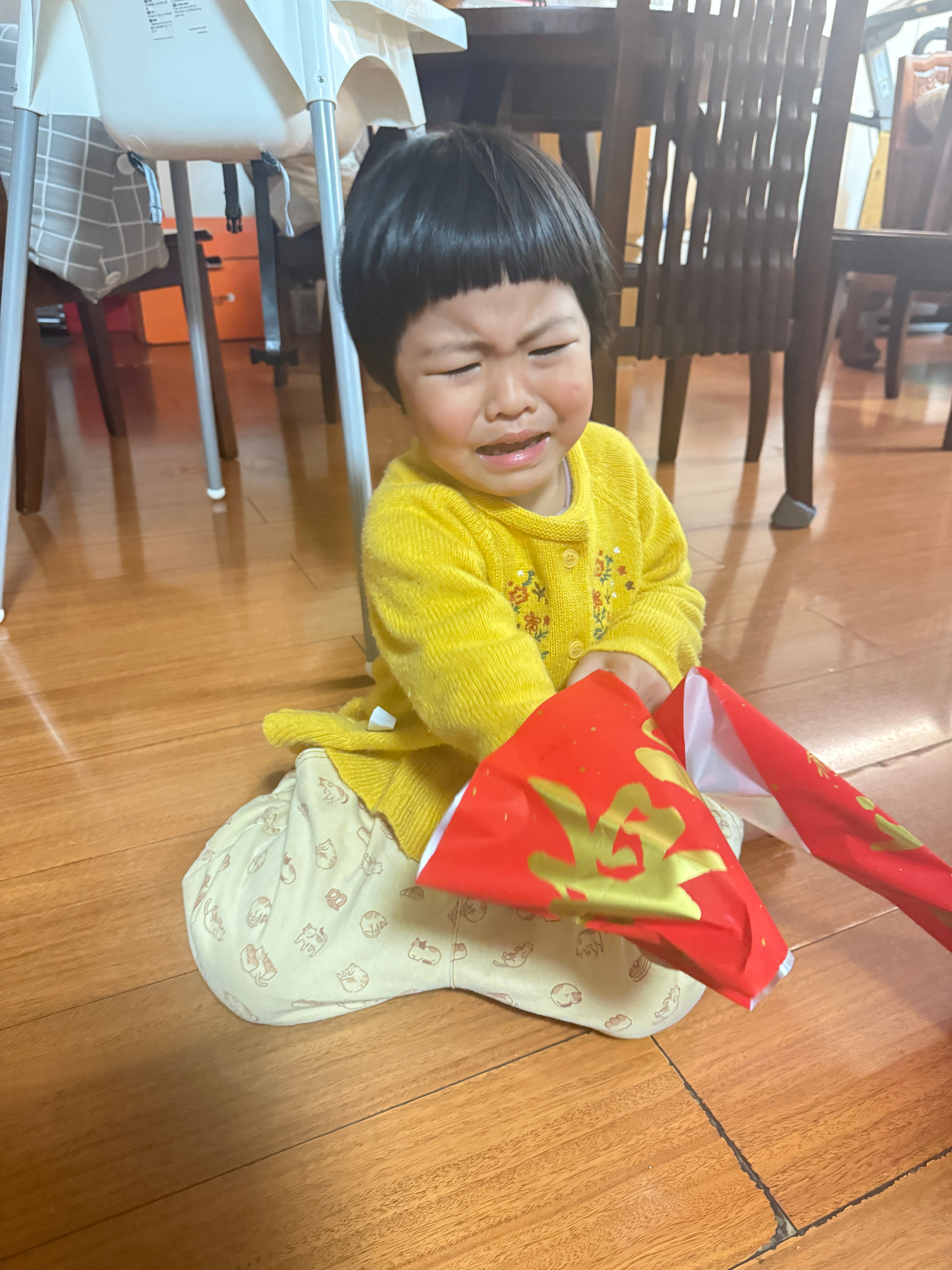 玩自粘春联玩崩溃了我感同身受，这不就是我做手工