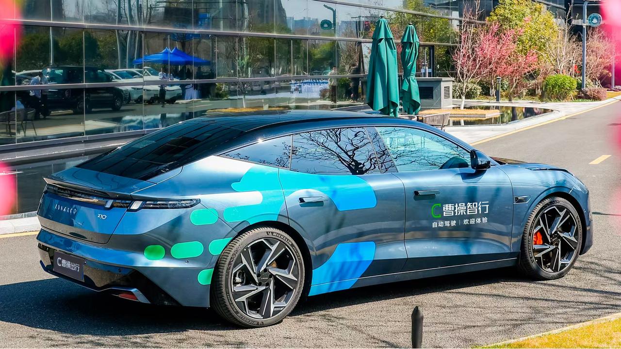 从网约车到Robotaxi，曹操出行的商业闭环，让券商疯狂！
花旗正式发布研究报