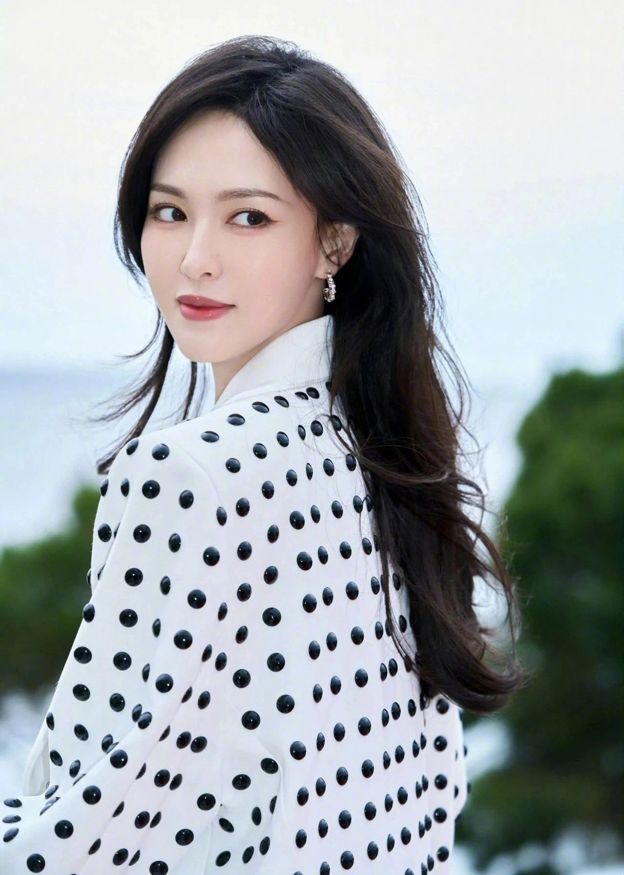 《繁花》这部剧冲白玉兰奖，女主报了马伊琍，女配报了唐嫣辛芷蕾，一部电视剧只能报一