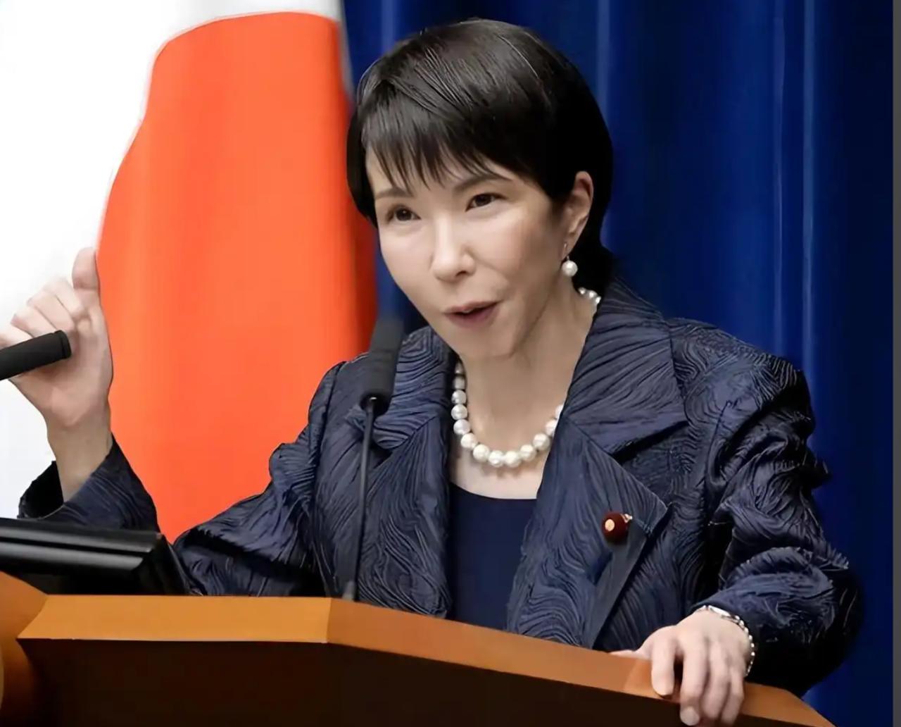 日本经济这下可能要崩，全球都在关注，高市早苗推动大规模减税，或将彻底搞垮日本经济