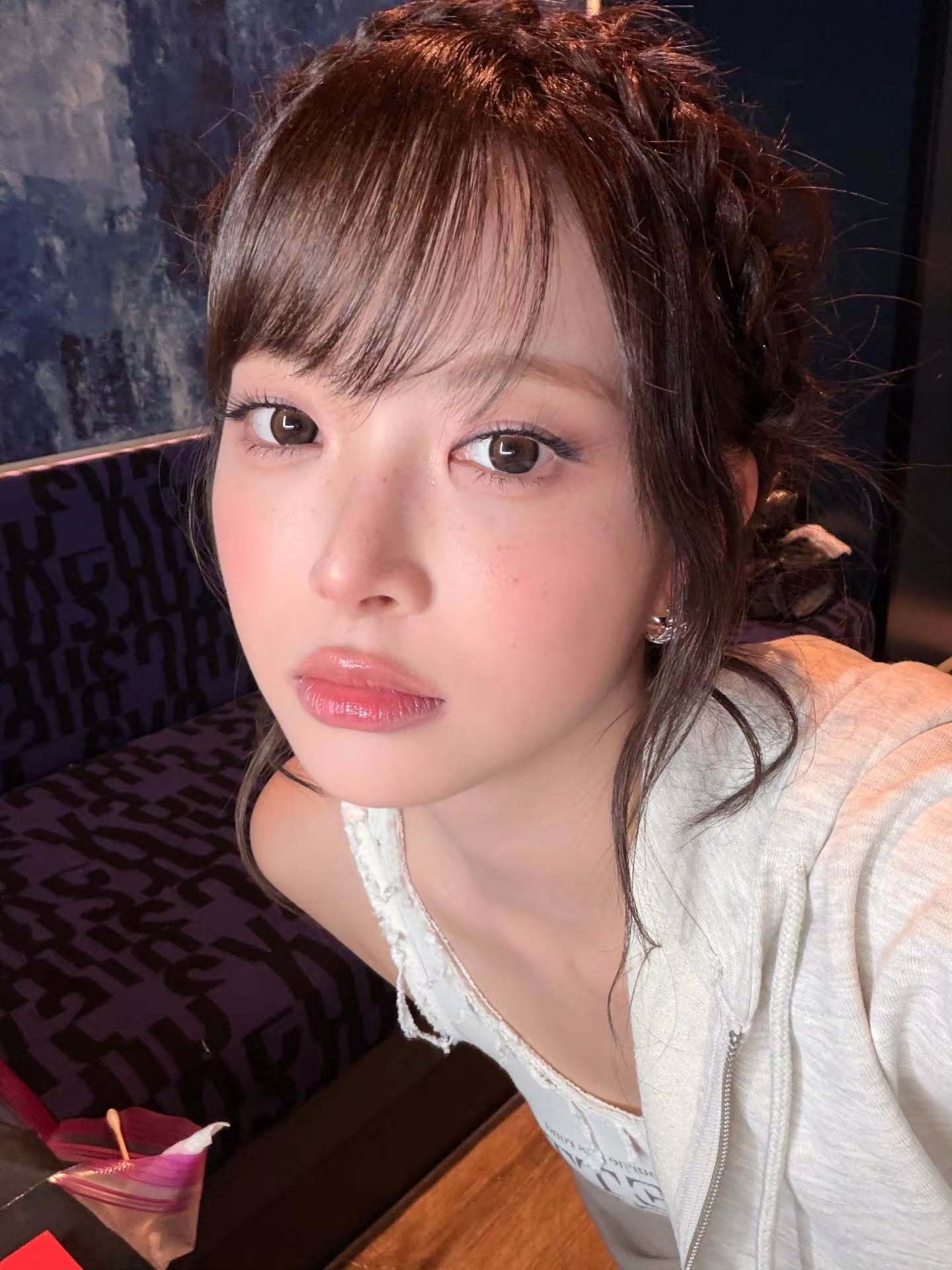 LESSERAFIM🐥微笑忙内洪恩採 【IG】261019 洪恩採更新‎ . 