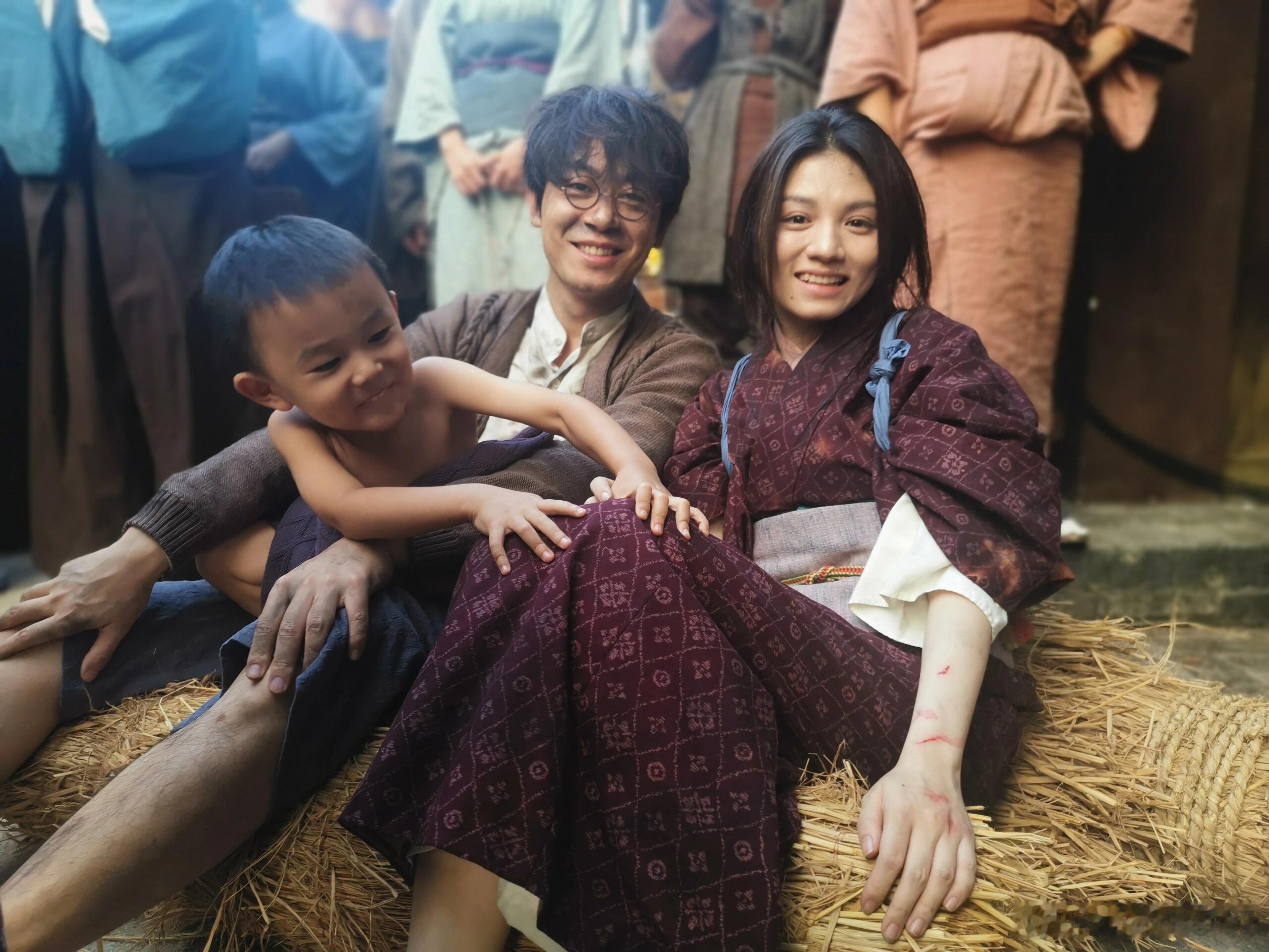 人生若如初相见完美收官，小于不顾杀青泪洒片场《人生若如初相见》正式落下帷幕，剧组