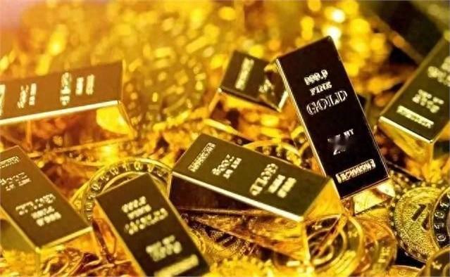 昨晚失眠，刷到那条白银回收价一天暴跌超过12%的消息，整个人一下子清醒了。今天特