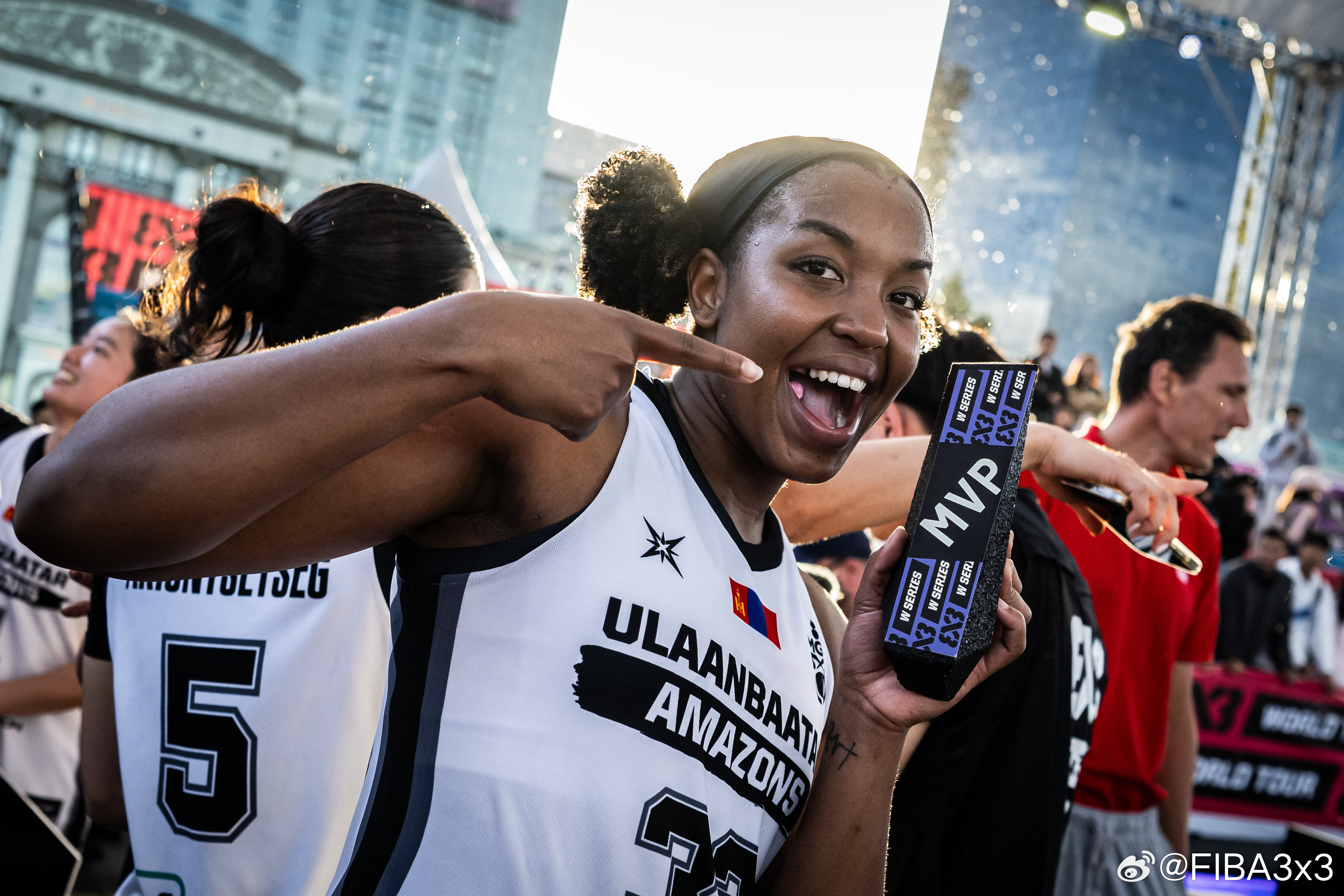 🏆主场加冕！乌兰巴托亚马逊问鼎里程碑一站！在第100站FIBA3x3 女子系列