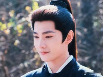 杨洋问我们90后怎么就老了吗 年龄在增长，但杨洋的作品总能唤醒我们心中那份对生活