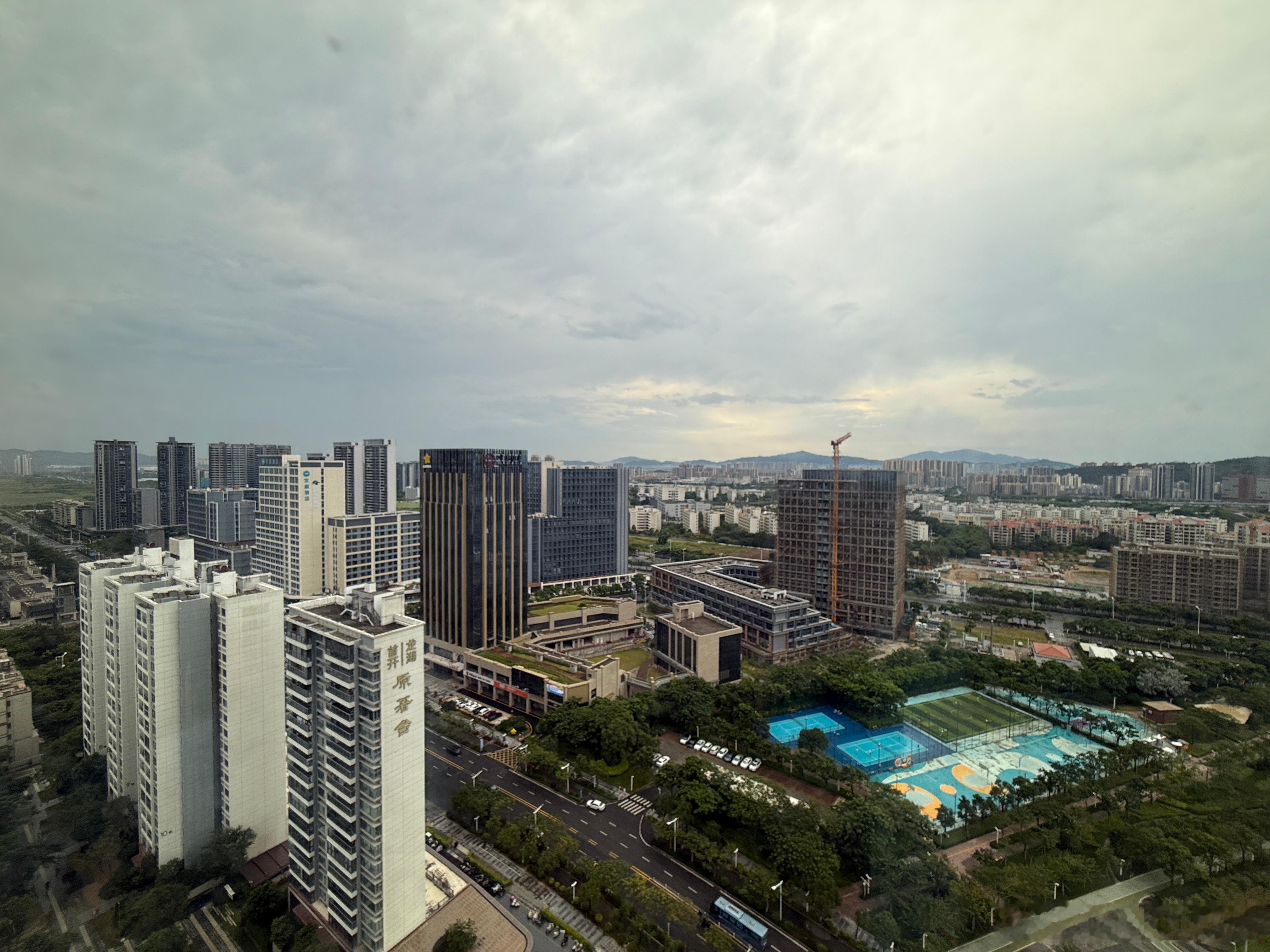 珠海必拉榜，22层大堂厕所  ​​​