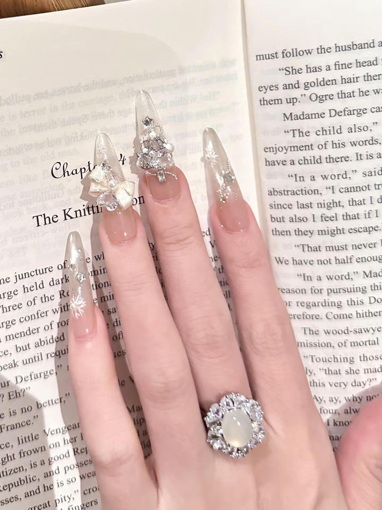 今年和谁一起过圣诞呢 圣诞美甲 甜妹 圣诞节 美甲