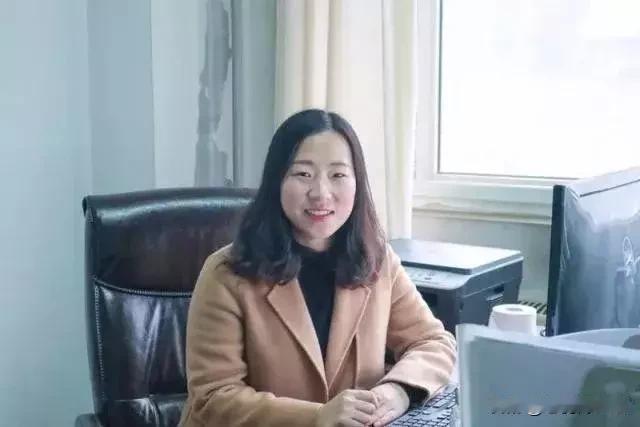 全球百年突破：我国首位女性菲尔兹奖得主王虹
 
　　在全世界科学界里，菲尔兹奖被