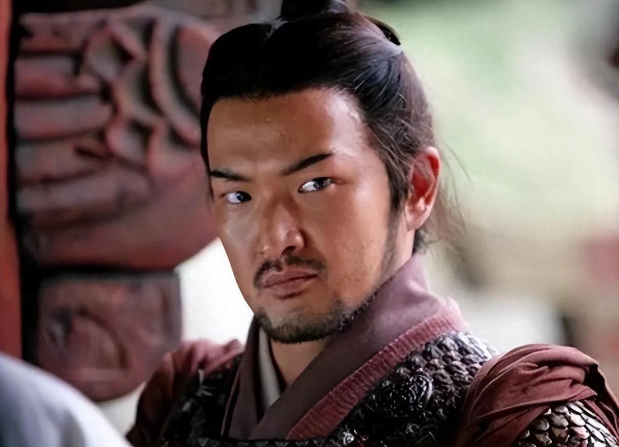 三国演义中，刘封是最窝囊致死的一将，按理说，是刘备的干儿子，也算是皇亲国戚，可是