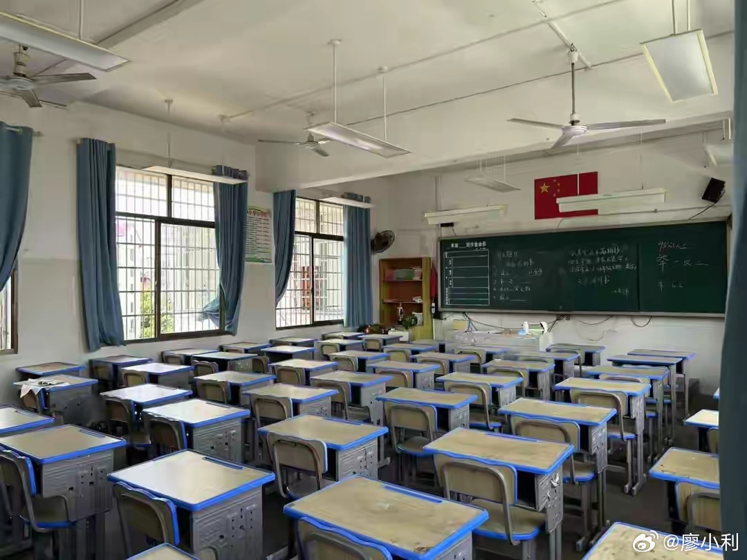 湖南衡阳一县城教师超编四百人现在的问题是学生少了需要的老师未必会少，也许会增加，