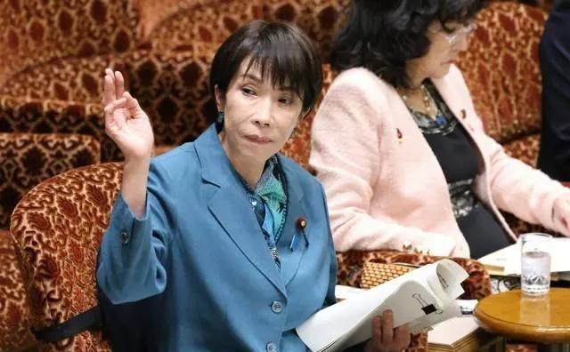 高市早苗 首次公开承认“发言过界” 高市早苗在12月16日日本参议院预算委员会上