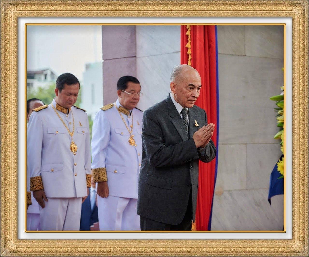 洪森太虔诚了。柬埔寨国王西哈莫尼国王手术后，洪森第一时间带着两个儿子专门飞赴北京