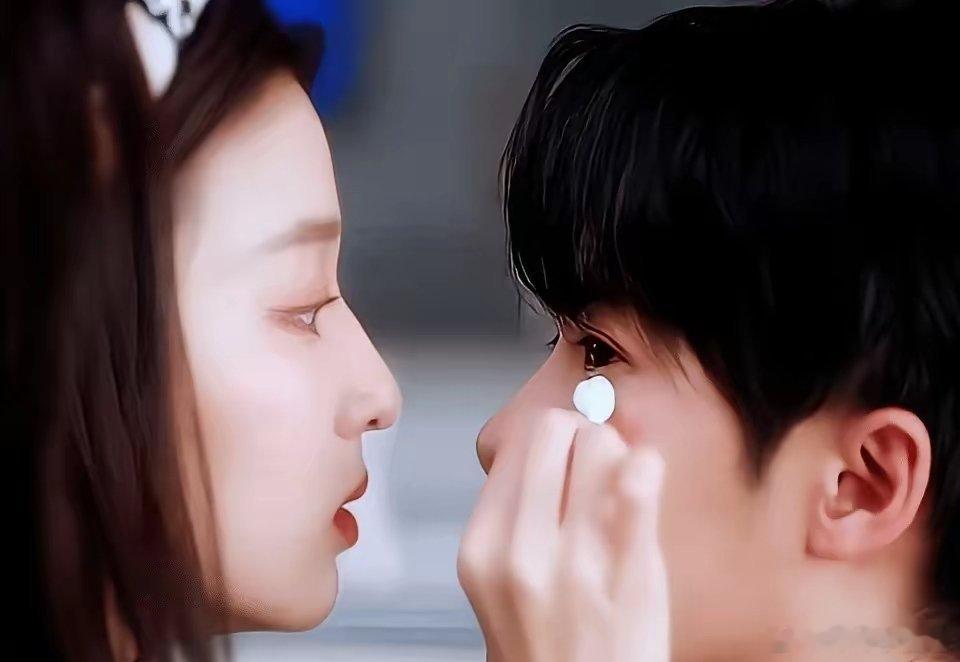 央八这次真下功夫了，檀健次新剧《爱情有烟火》直接定档。预告里，檀健次演的投行精英