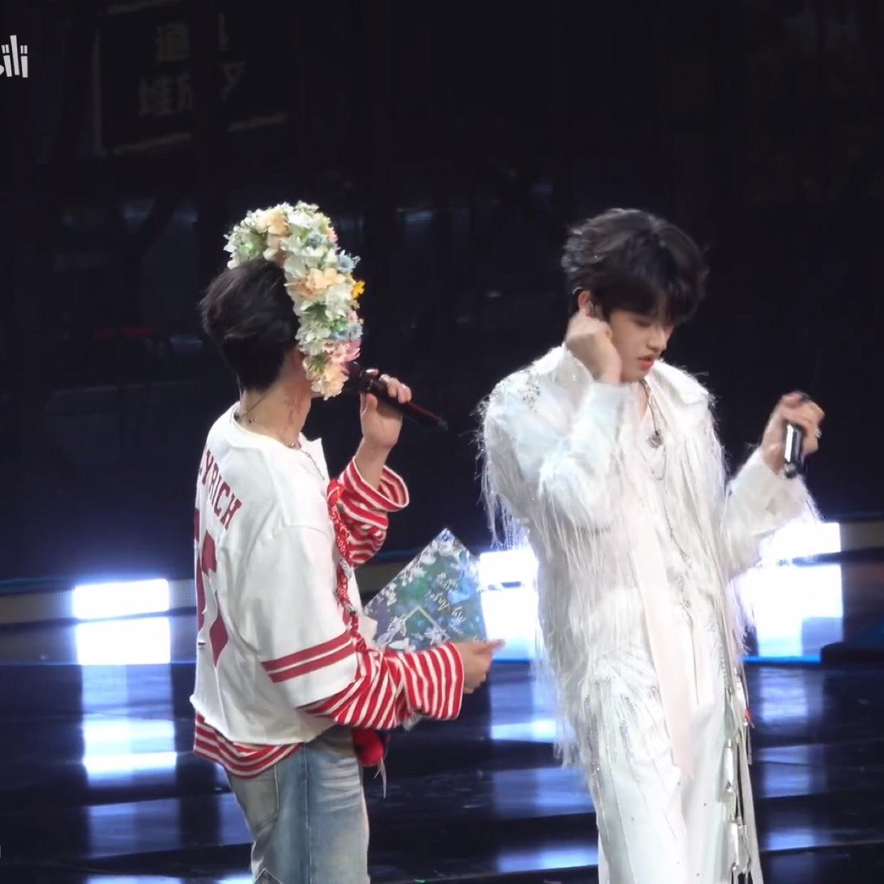 我在想念首唱会那个美萌的龙须酥 