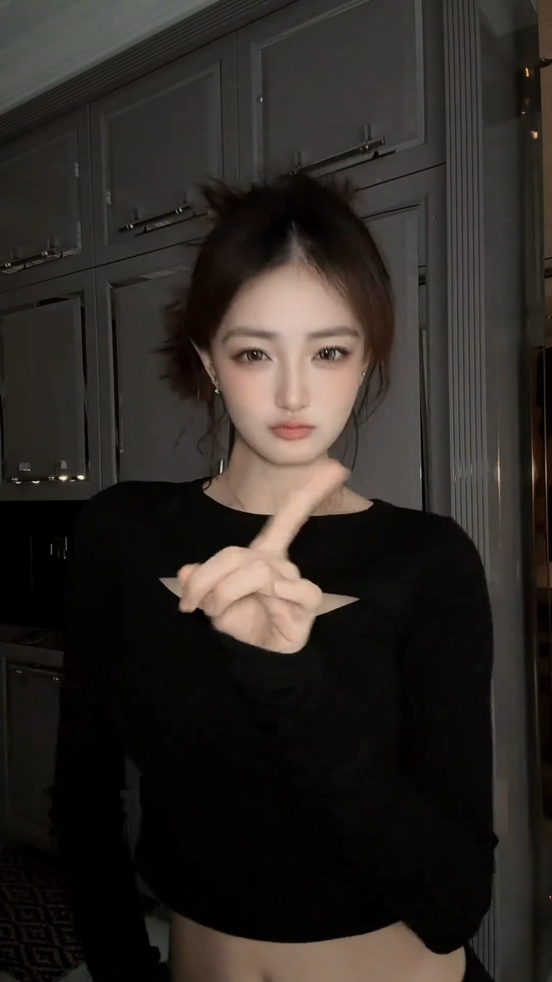 徐璐跳舞，玉娆出落的是愈发水灵了，好媚