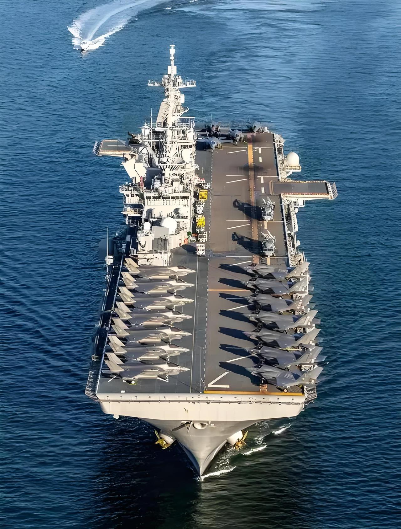 的黎波里号两栖攻击舰加新奥尔良号船坞登陆舰搭载第31陆战远征队约2500人，已于