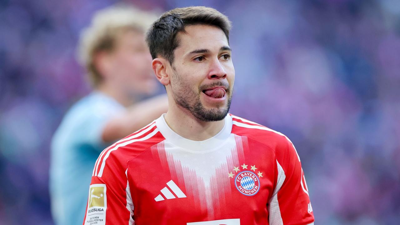 拜仁官方消息，32岁的格雷罗今夏将离开球队，合同到期不再与球队续约。
格雷罗为拜