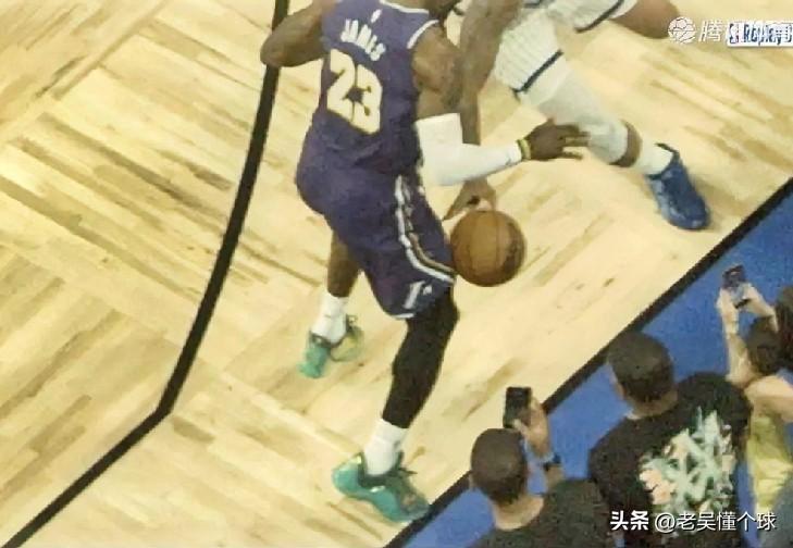 这个球的判罚，比肯纳德的绝杀还关键，老詹的功劳最大。

湖人几乎濒临死亡，连胜终