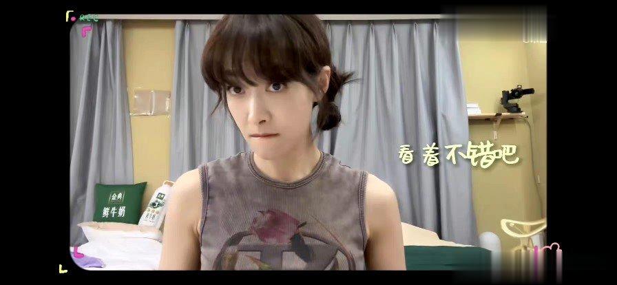 #宋茜双丸子头发型教学#  宋茜发型教学第二弹[彩虹屁]可爱双丸子头#宋茜双丸子