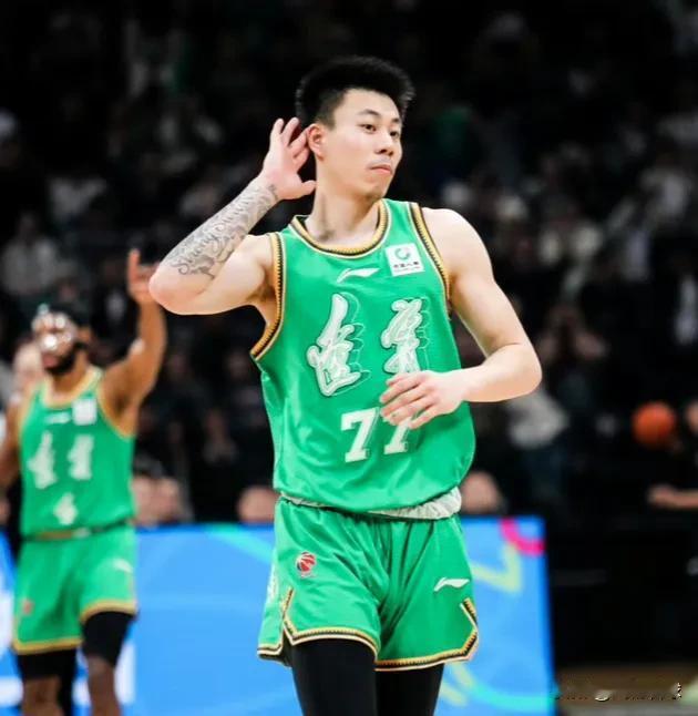 太意外了！辽宁82-98不敌广东，看看数据谁应该来背锅！
李晓旭：4中2，拿下5