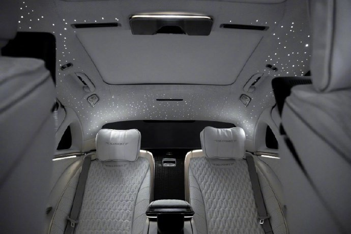 梅赛德斯Mercedes-Maybach S-Class By Mansory 