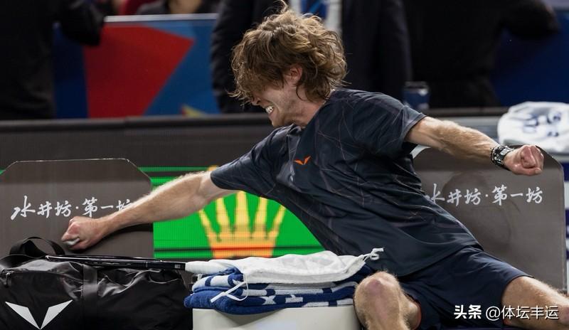 快讯，[捂脸][捂脸]卢布列夫不敌塔比洛·诺里不敌米克尔森！[赞][赞]门希克逆