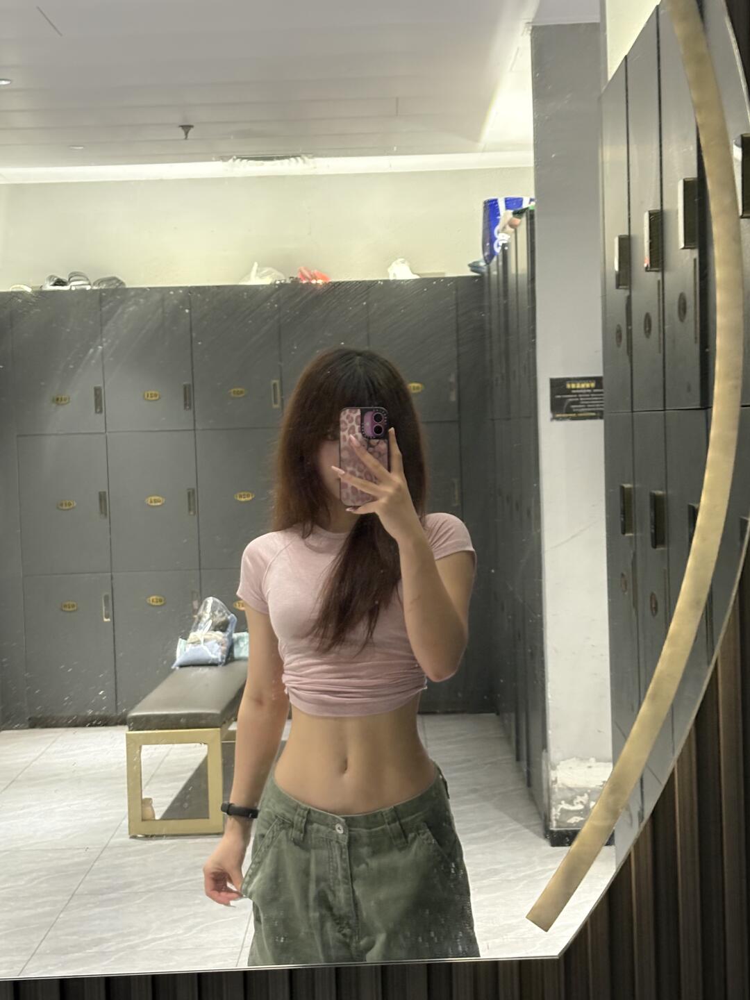 158 98瘦而不柴的身材