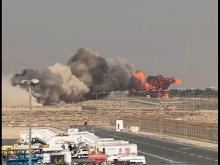 全球围观！印度“光辉”战机迪拜航展炸了！33年磨一剑竟成“坠机名场面”
 
迪拜