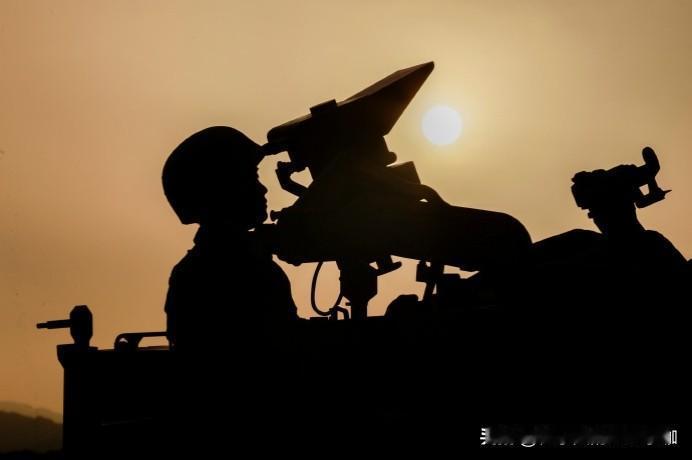 1950年10月25日中国人民志愿军打响入朝后的第一次战役，这一天后来被定为抗美