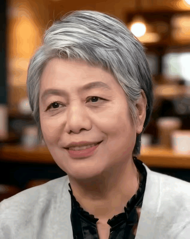 李玫瑾教授说：
“无论你跟谁发生冲突，
你都要记住：
以三到五句话为基准，
不要