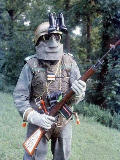 50年代《LIFE》杂志拍摄的“未来战士” ​