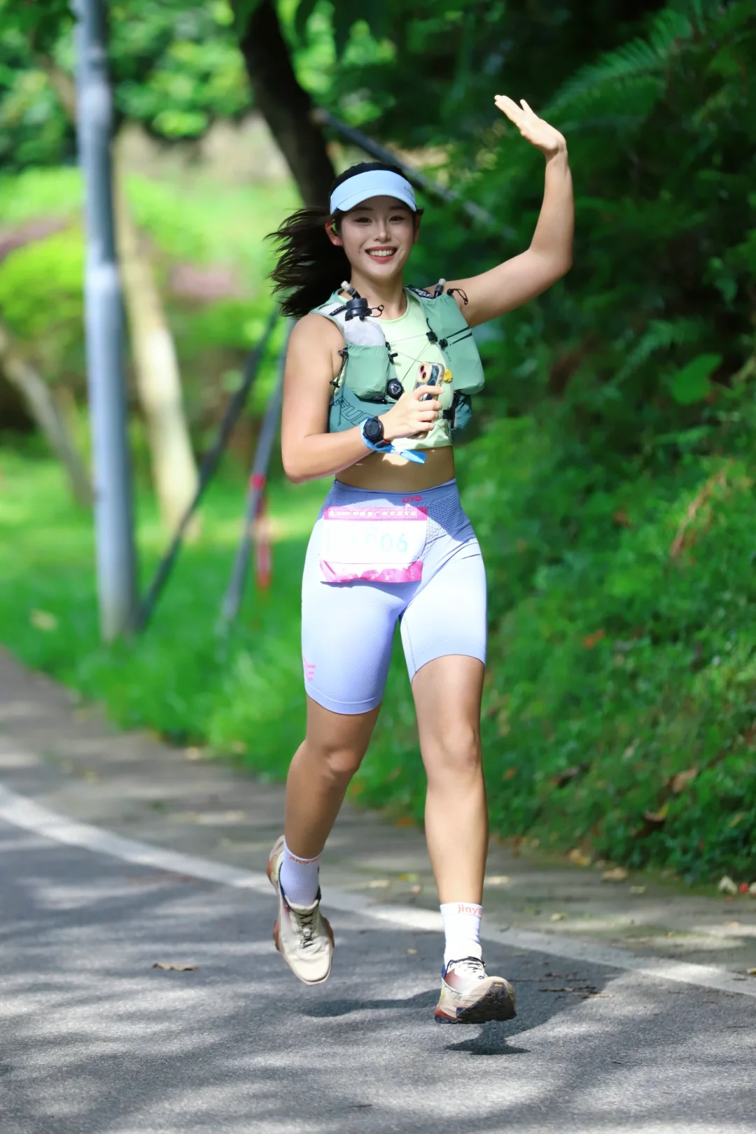 上班的苦都能吃，火凤火的苦有什么不能吃的