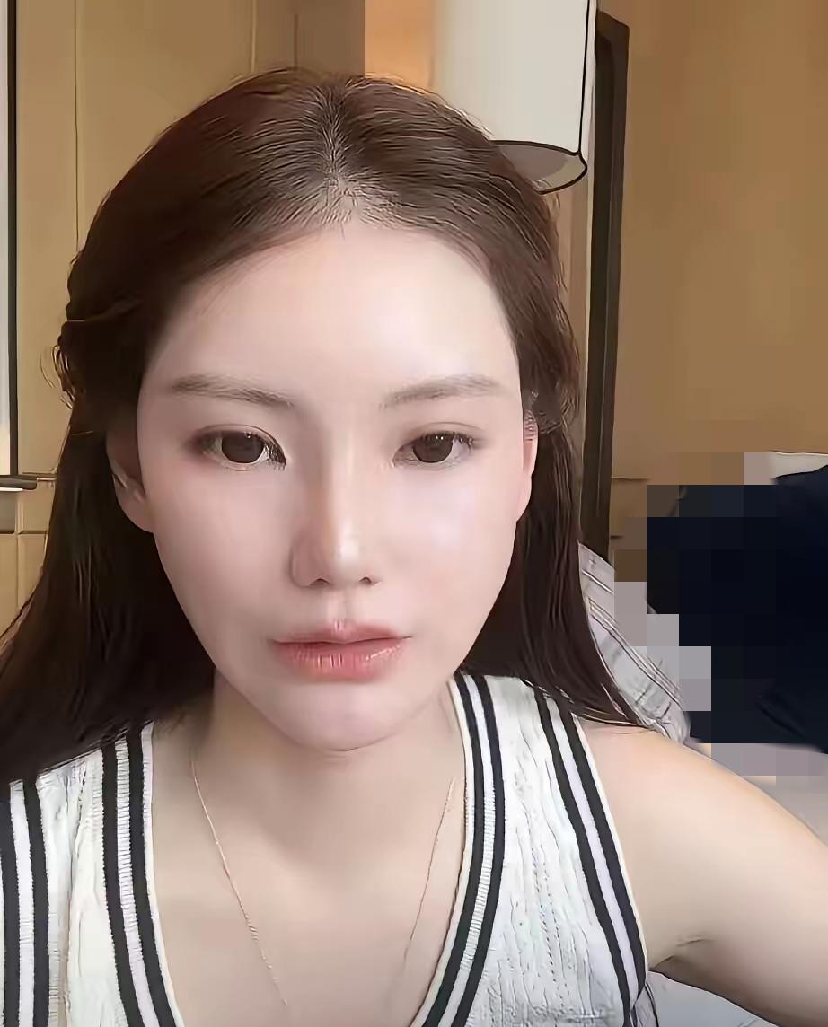 长久以来，“知三当三”的标签始终缠绕着马筱梅。面对网络无休止的揣测与攻击，以往她