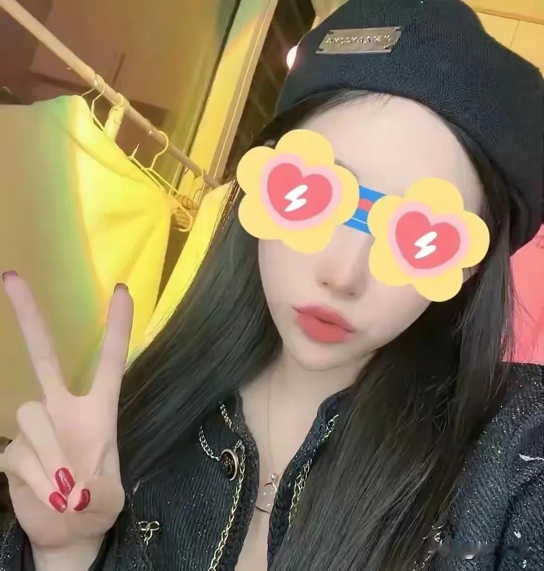 痛心！衡阳29岁女子从25楼坠落，闺蜜说出细节：男友施暴刺激她

8月2号清早六