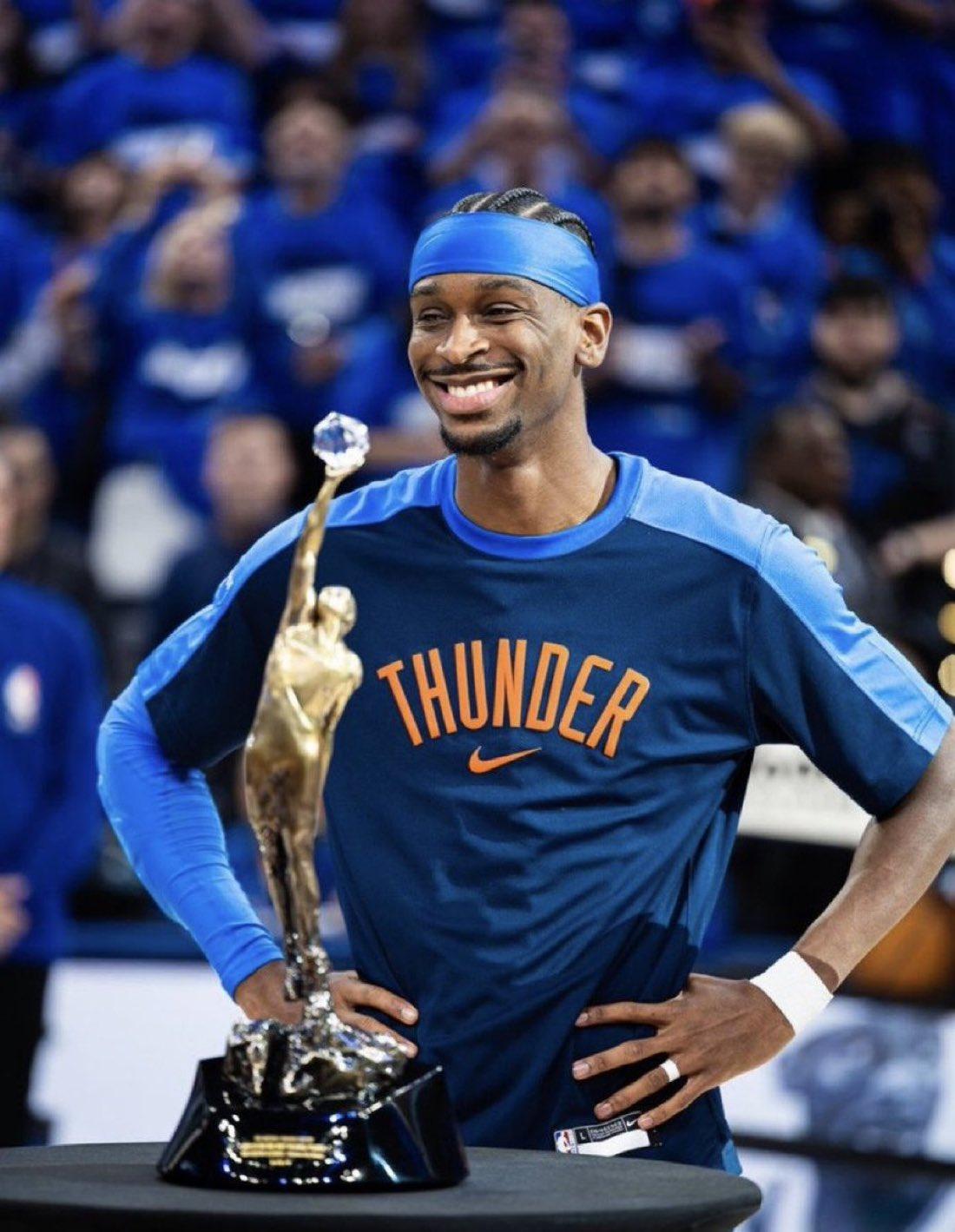 美媒对2026年的十大预测：
近日，知名体育媒体《BleacherReport》